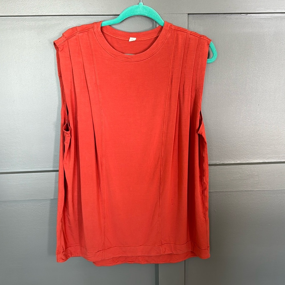 Lululemon- Women’s Pleated Sleeve Tank Size 10 Burnt Orange